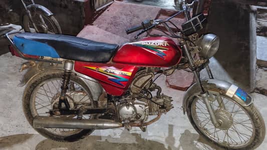 Suzuki bike red colour