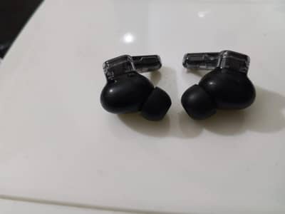 10/10 battery    Airbuds Fresh  Nothing company 12k