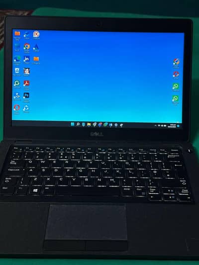 Dell Latitude 5280. . . 8/256