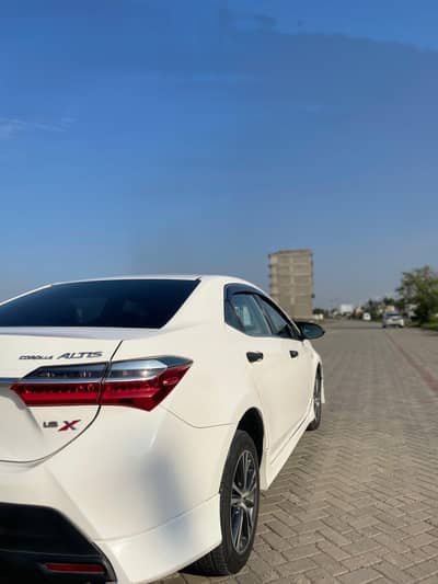 Corolla altis X 1.6 automatic 2021