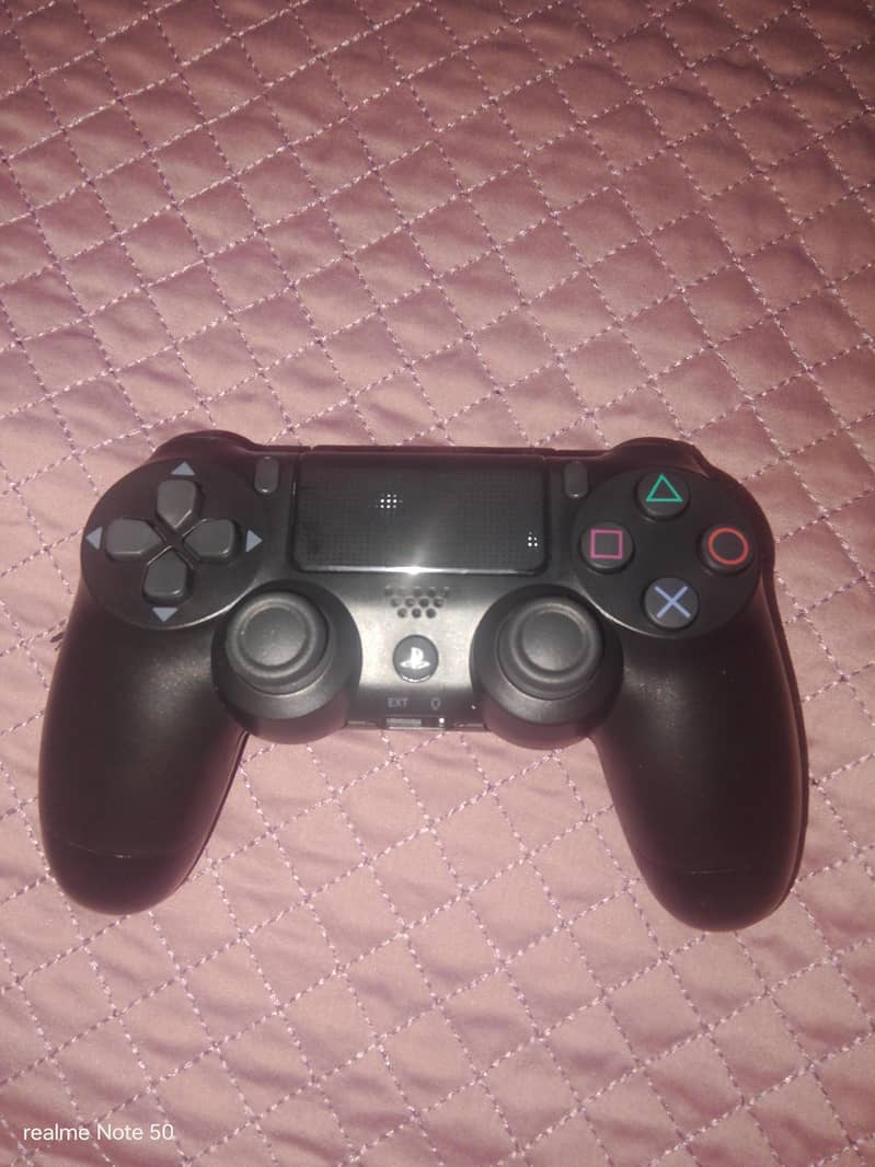 PS4 CONTROLLER 0