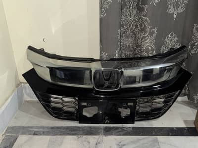 Honda vezel front grill chrome (2019)
