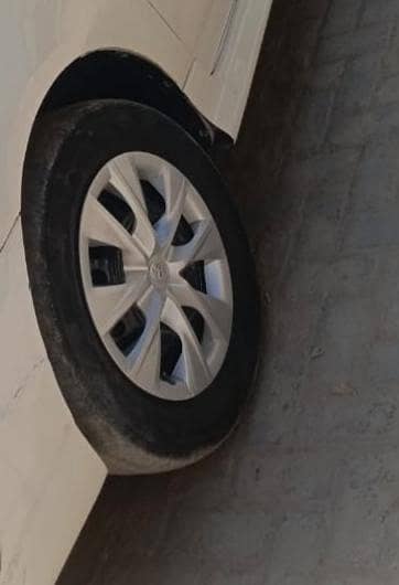 بهترين ڪنڊيشن ۾ 4ٽائر  ڪرولا لاءِ 0