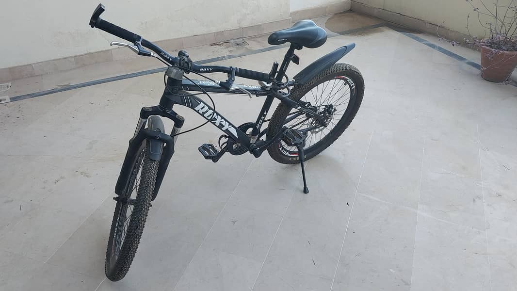excellent condition bicycle 1