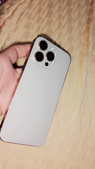 I phone 16 pro max JV  LLA model