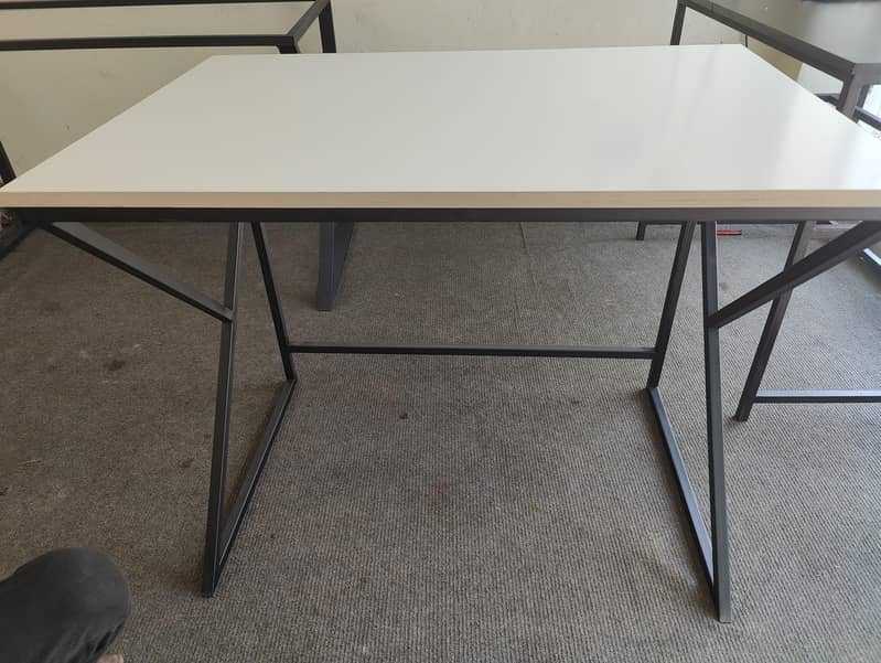 computer table 0