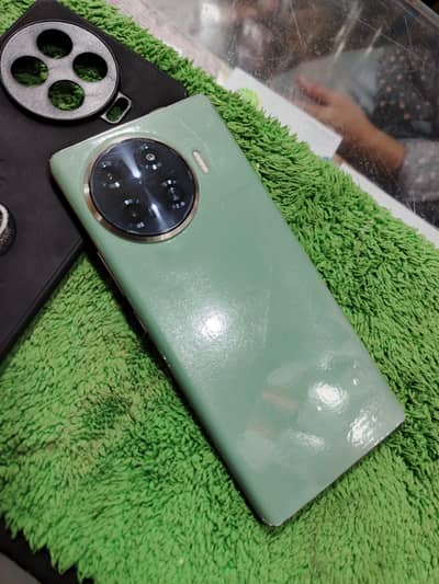 tecno spark 20 pro Plus