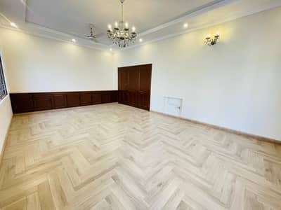 F-11 UPPER PORTION FOR RENT EXCELLENT 666SQY UPPER PORTION PROPER AND MODERN FITTINGS, SEPARATE GATE WOODEN AND MARBLE FLOORING 3 BEDROOMS, 3 ATTACHED BATHROOMS