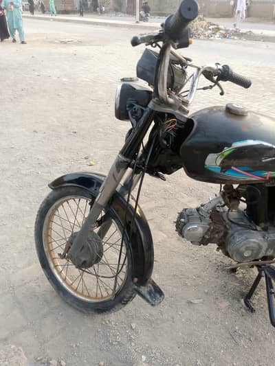 bike me koie kaam nahi he