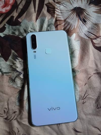 vivo y17