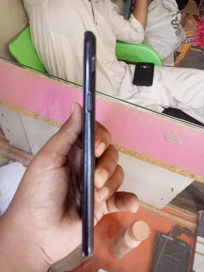 Samsung Galaxy j7 core