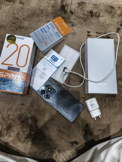 Tecno spark 20  16gb 256gb with box and charge