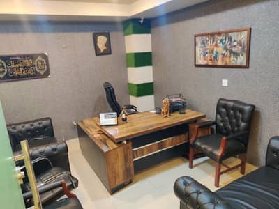 862 sqft furnished office For Rent