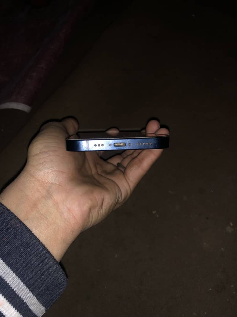 iPhone 14 1