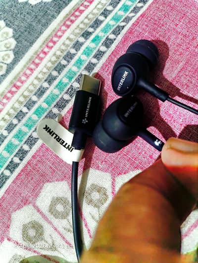 Handsfree interlink type c