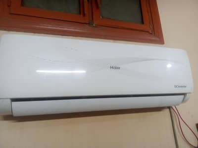 1.5 ton inverter Ac in very good condition