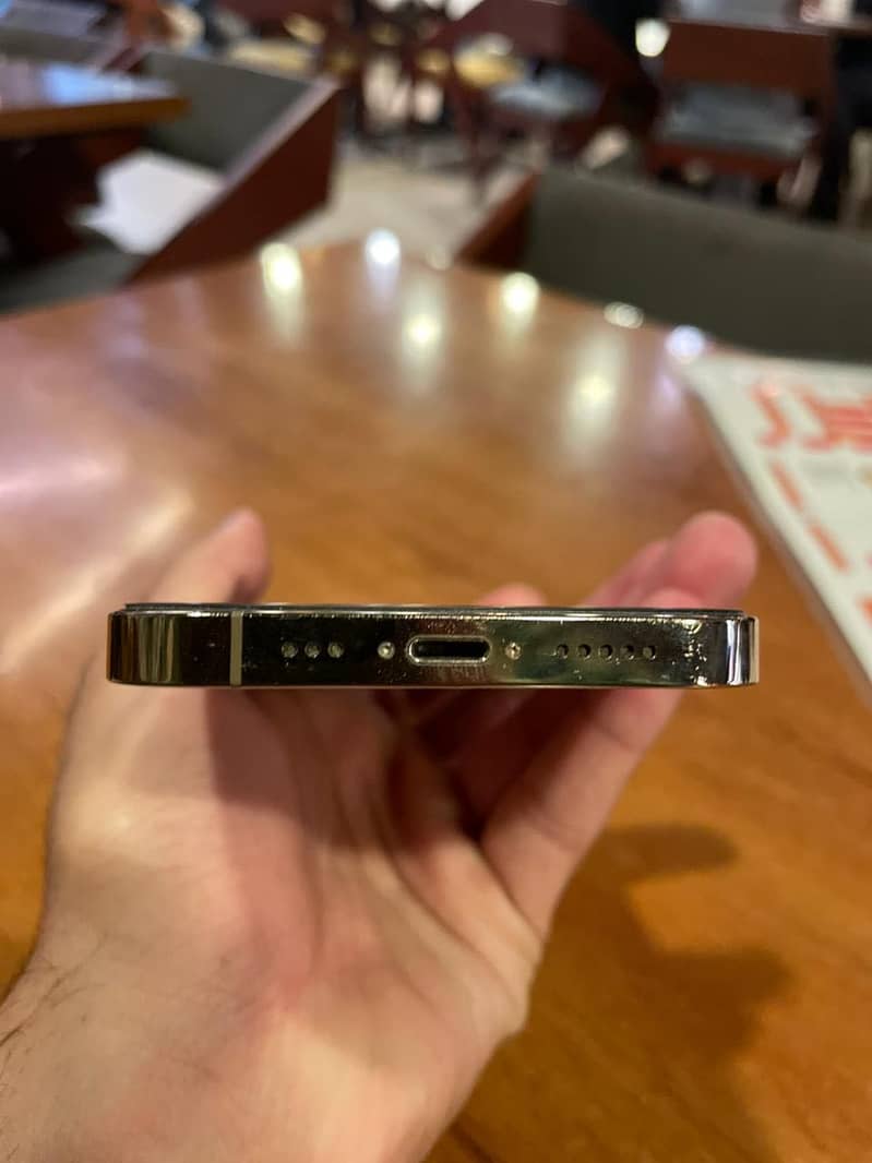Iphone 13 pro 18