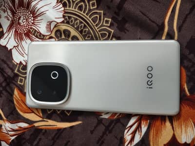 Vivo Iqoo Z10 Turbo PTA 12+12GB 256GB 144hz LPTO Amoled