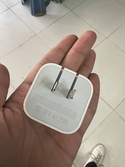 Iphone 40 watt charger/iphone original adopter/iphone 2 pin adopter/