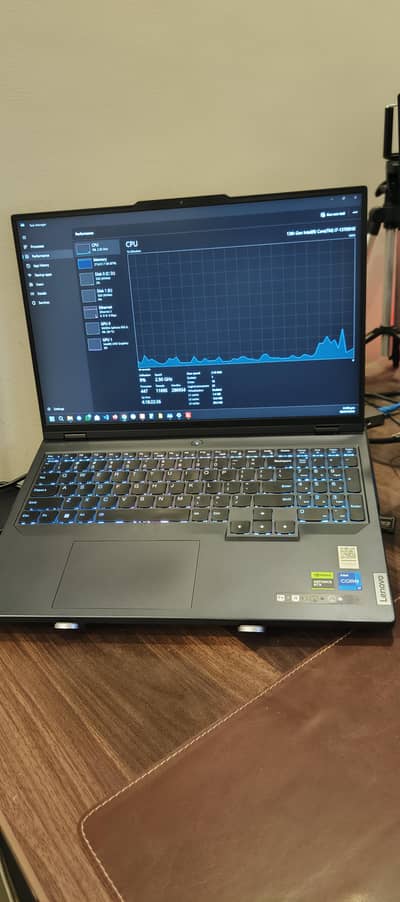 16IRX8 Lenovo Legion Pro 5 13th Gen i7 | 32gb | 1 TB | RTX 4060 8gb