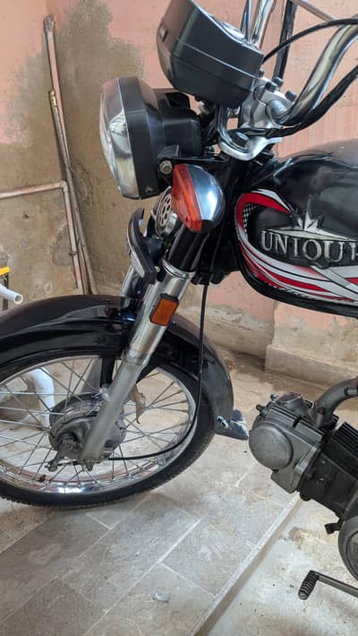 unique 70 2012 model  ha Lekin 2026 pa tayar ha All ok