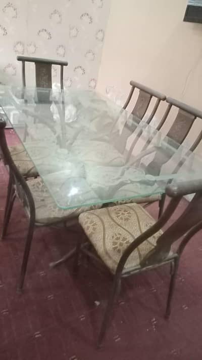 Dining Table with 6 chairs