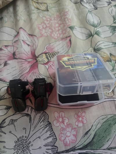 pub g 4 finger controller