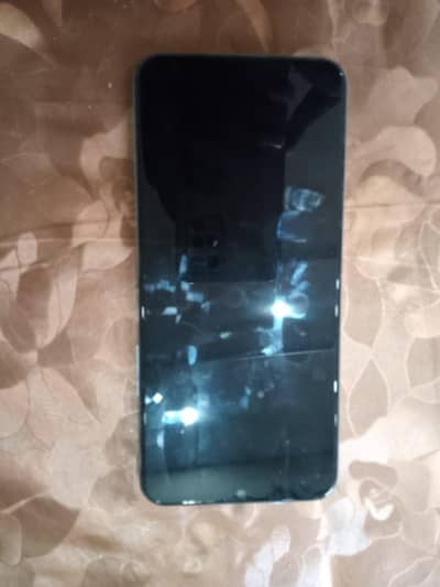 I am selling phone vivo y21