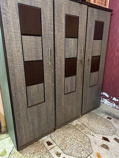 King bed Set with wardrobe