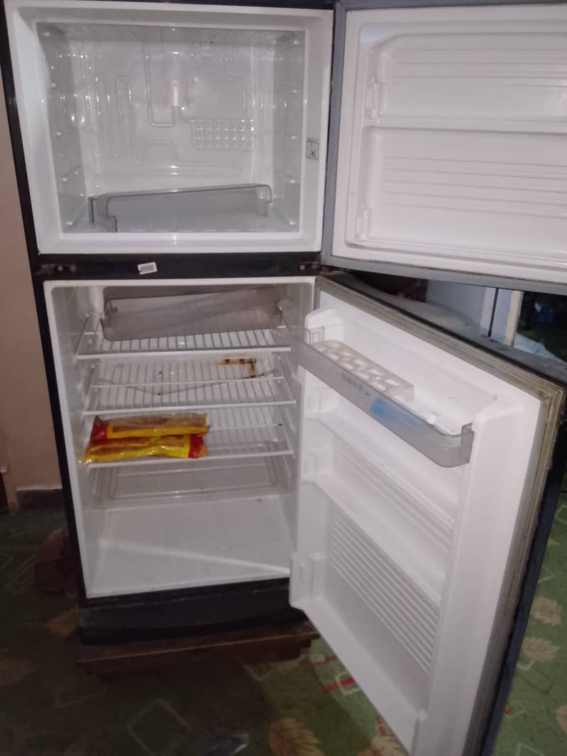 fridge 0