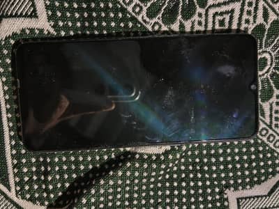 OPPO F 15                   8+5 ram . Rom. 128