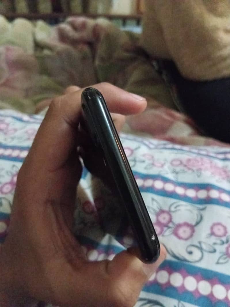 Apple iPhone 7 Plus 1