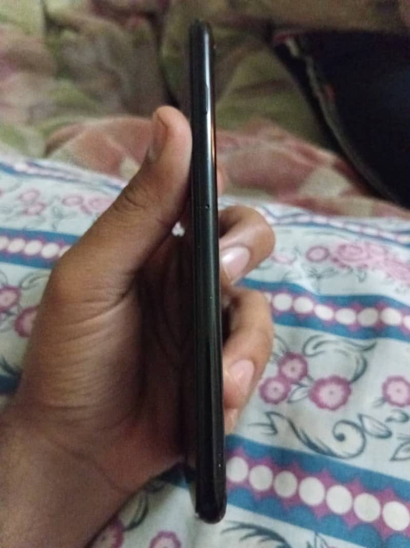 Apple iPhone 7 Plus 2