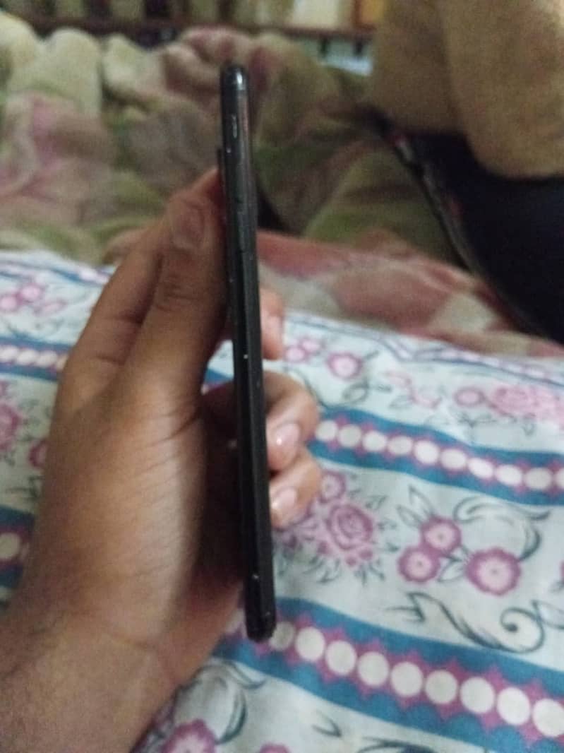 Apple iPhone 7 Plus 3