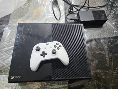 Xbox One !!! 9/10 Brand New Mint Condition  URGENT SALE!