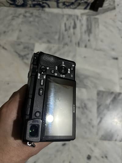 Sony a6300 (Only Body)