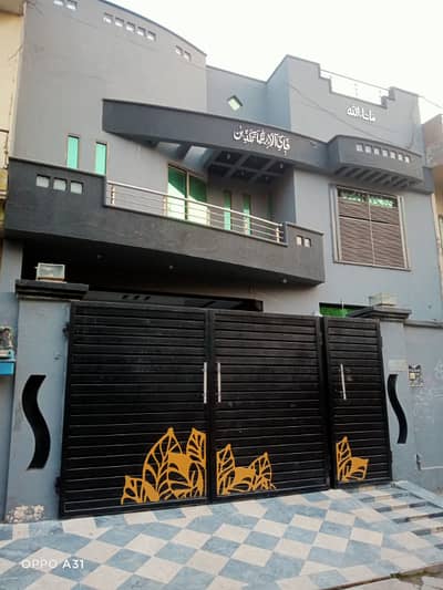10 Marla Beautiful Double Story House Urgent For Sale Prime location in Sabzazar
