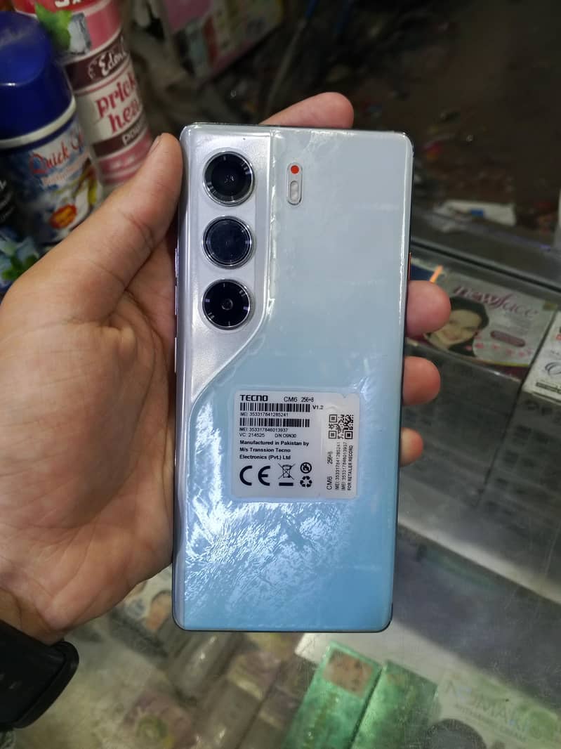 techno camon 40 pro 1