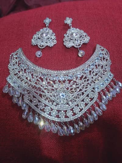 artificial jewellery available