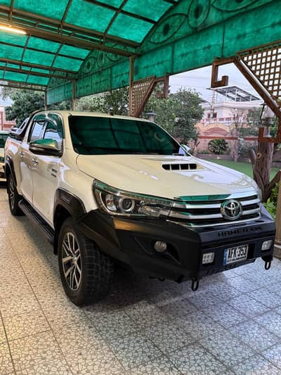 Bulletproof & Luxury Cars for Rent – r | All Vehicles Available