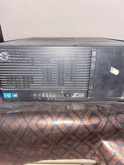 HP Z230 Core i 5-4Gen
