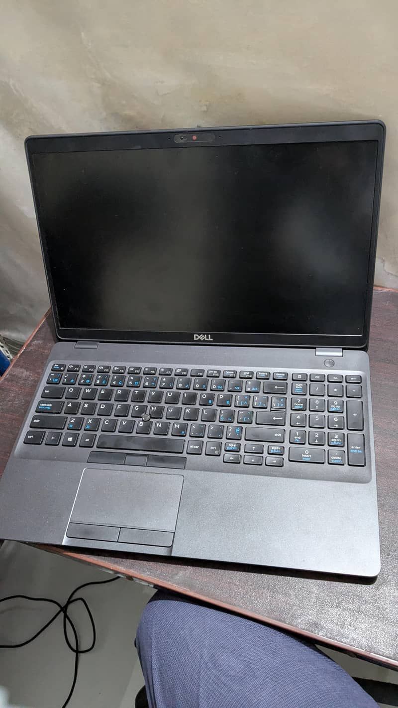 Dell Precision 3540 7