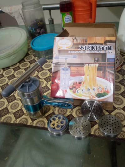 manual noodle maker