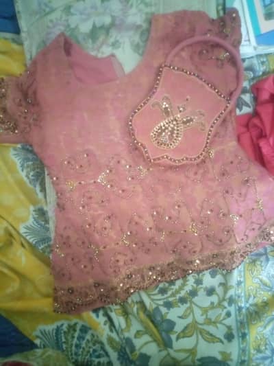 clothes ,lenhga and sahri