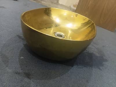 Golden Wash Basan Vanity – Like New, Ready to Use