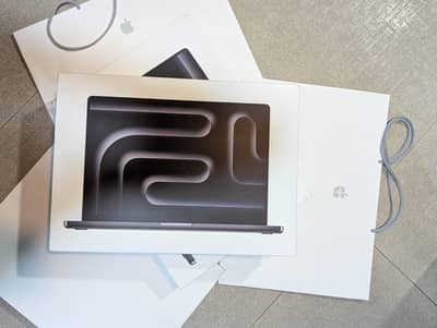 MacBook Pro M5 Pro 14" 16" | 24/1TB 48/1TB All Colors Box Pack From US