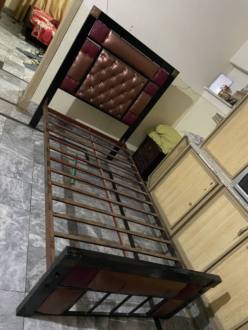 Single caution bed 3