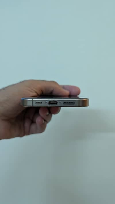 Iphone 16 pro 128GB (jv)