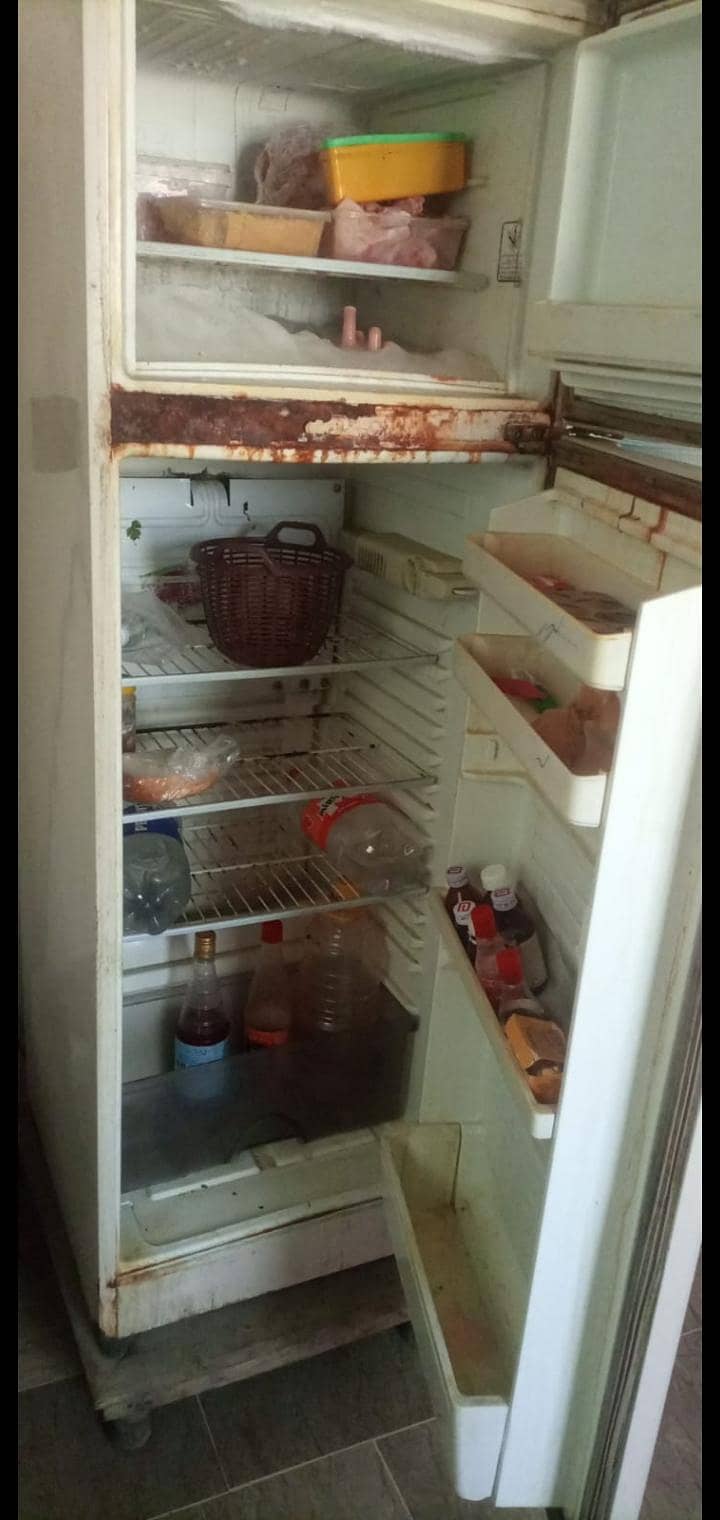 dawlance refrigrator 4