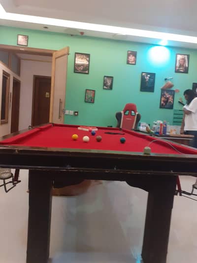 urgent Snooker small table